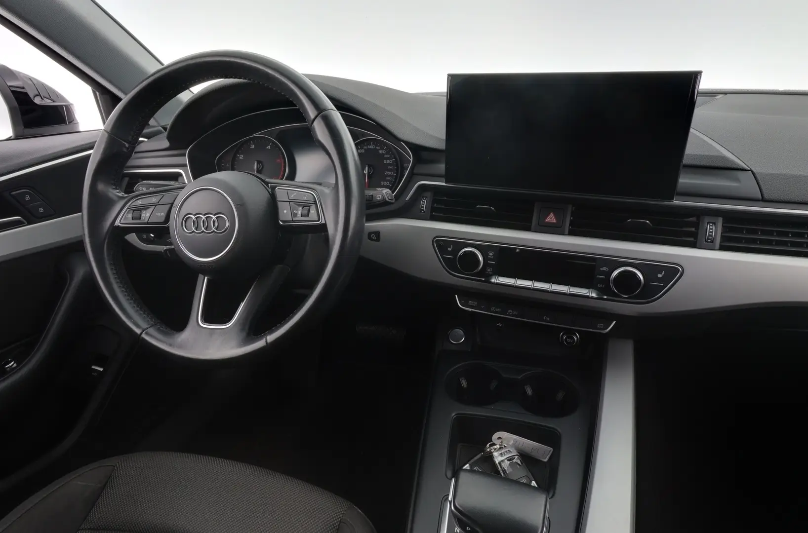 Car Image - 59IUNpT3FCXMvdSlFwkR7u