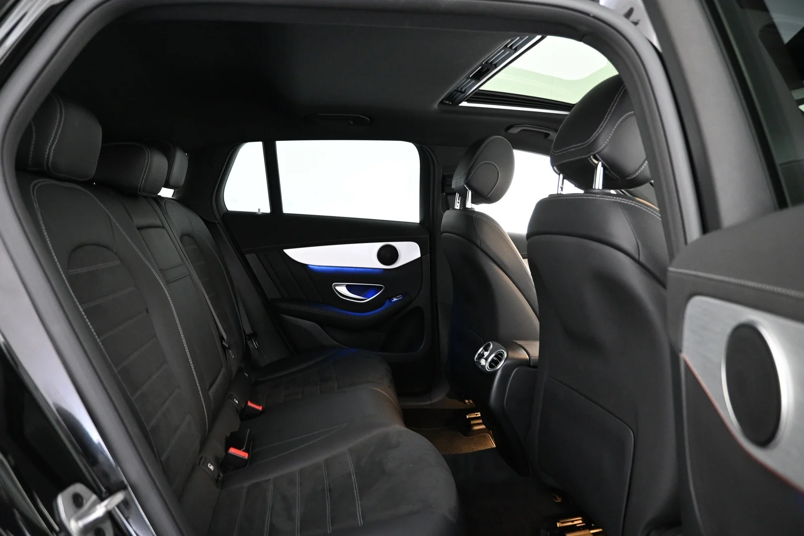 Car Image - 39q28qzCOEsu2FFPzfeLPw