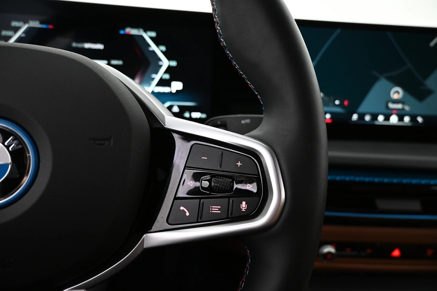 Car Image - 3OipEAFjXyLf0DoEVvckme