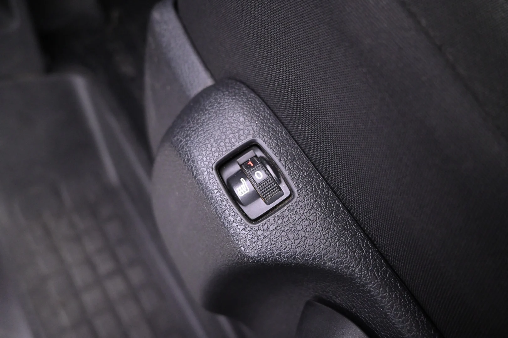 Car Image - 54n9neDxX7Dd7JbydJZxhR