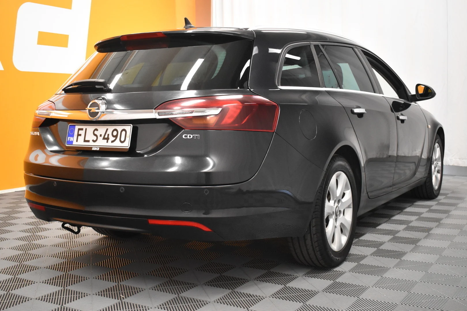 Car Image - 7o1KKKYmeDLLQl12h7Pcu8