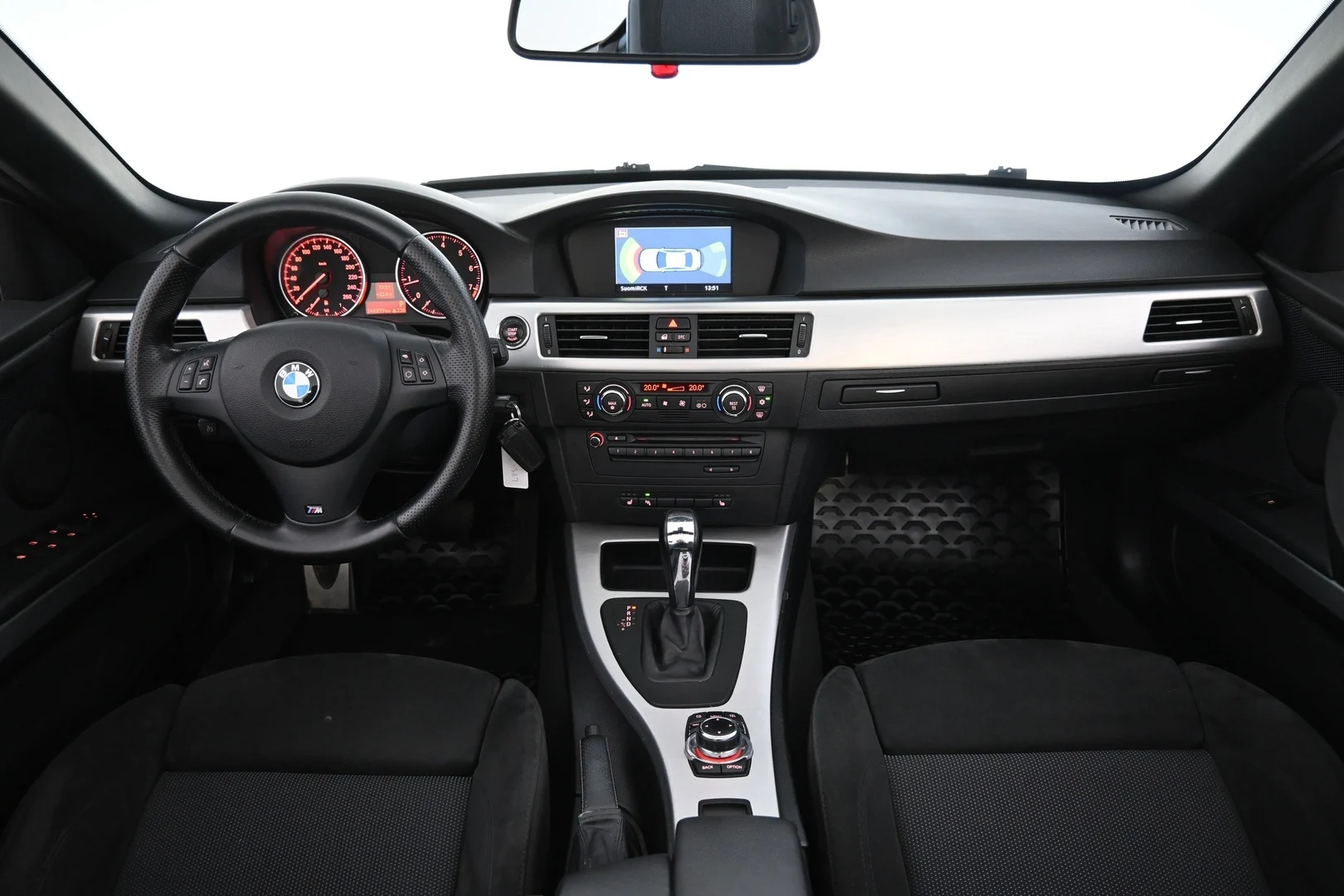 Car Image - 1IUsgvnkEdmSKwCKpUMlXd