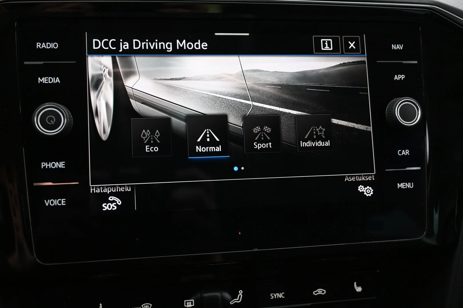 Car Image - 2ESuGeEjLUX66AfHtcVV3l