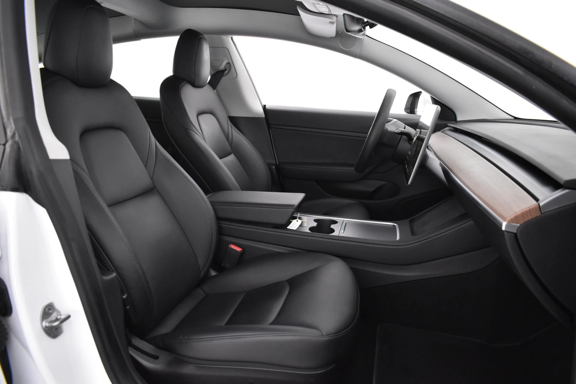 Car Image - 3EDgXyyV5KWLQ7uhy7PRgR