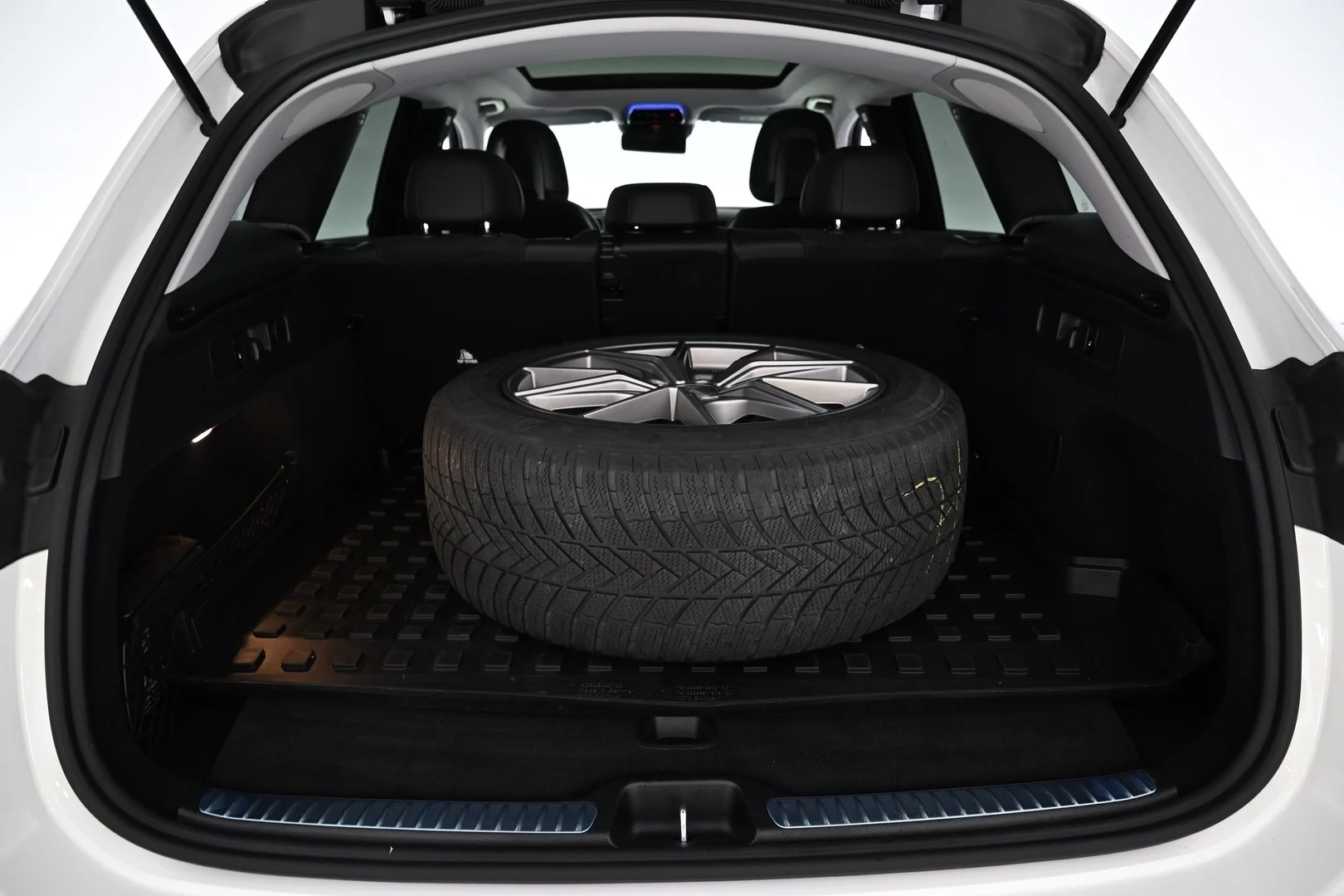 Car Image - 5cGAiDWbbp83UmUUqxARPx