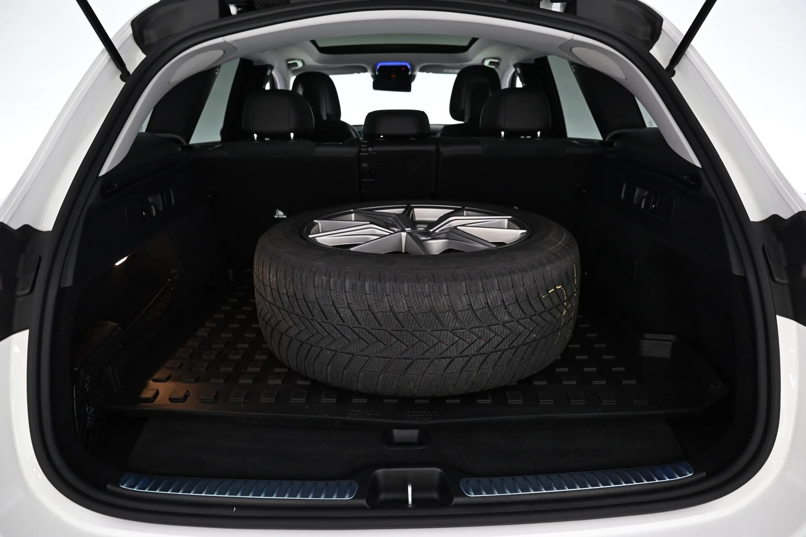 Car Image - 5cGAiDWbbp83UmUUqxARPx