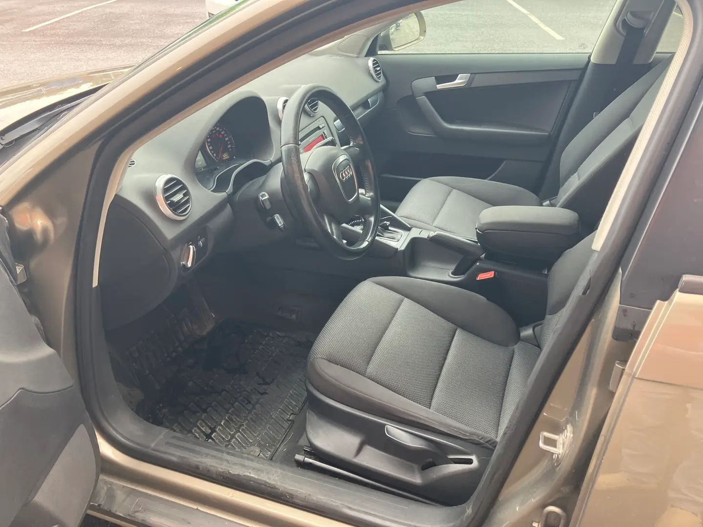 Car Image - 4rBkowGCrCKnqKr8LDkoSw
