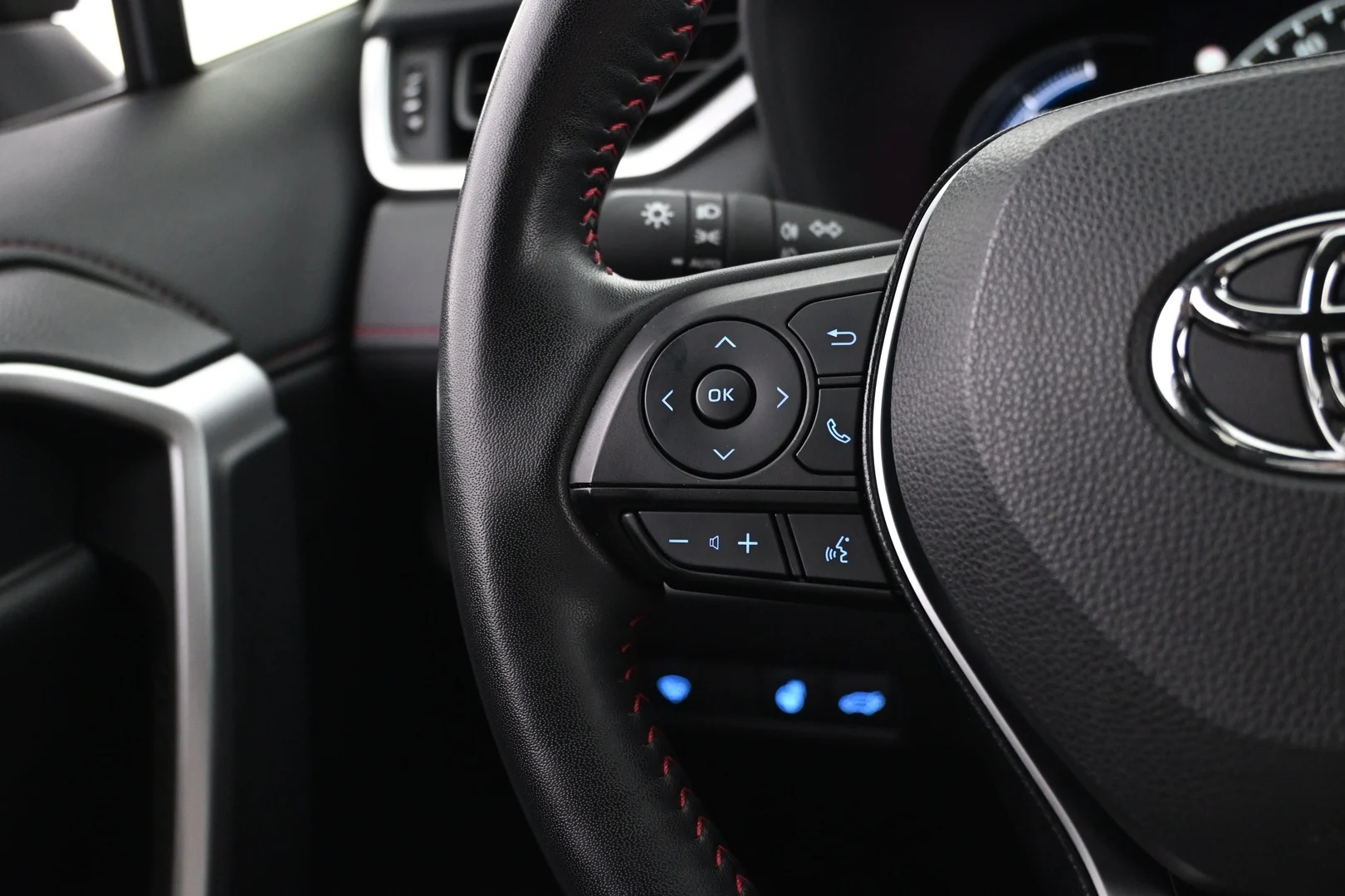 Car Image - 4IDYDYZvPomAxyh0v4qIiu