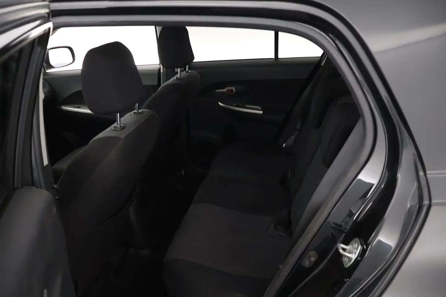 Car Image - 1PI52bHJ8EJa7rgqWoxKbf