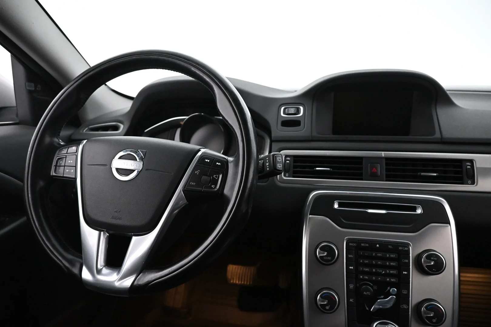 Car Image - 2PY2kmPEL2qYPeY355cVj5