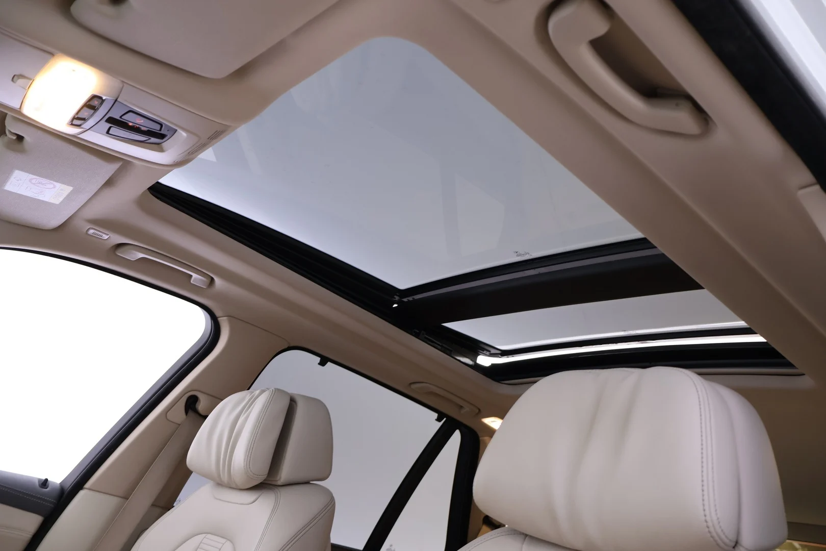 Car Image - 3t36D7hO4AvqoRnwVr7u9b