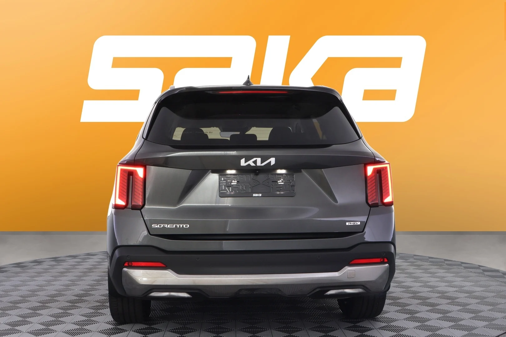 Car Image - 4Z916uJqHwGevyI16T8tfm