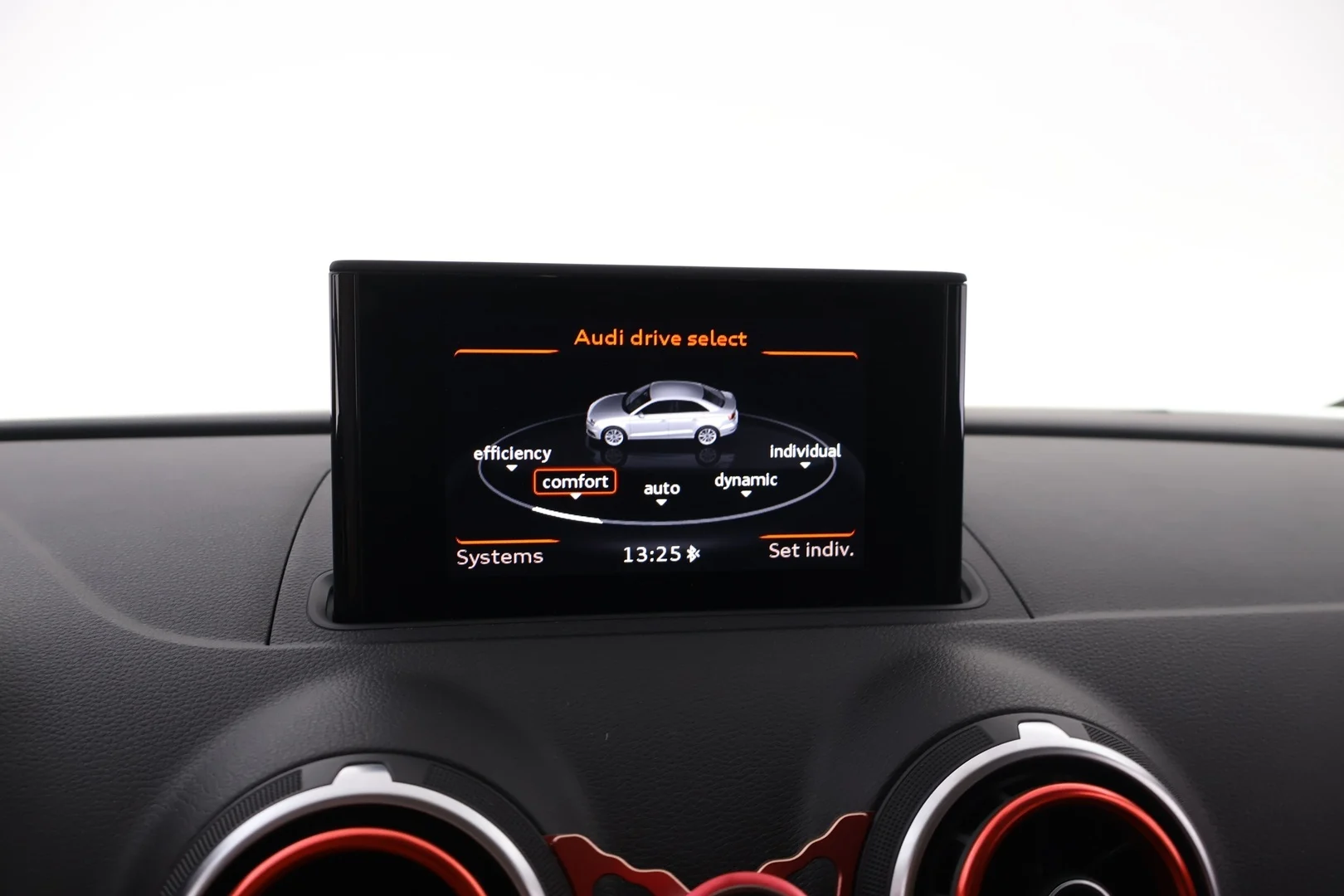 Car Image - 5uoSI7z42O0z8BQNve29NC