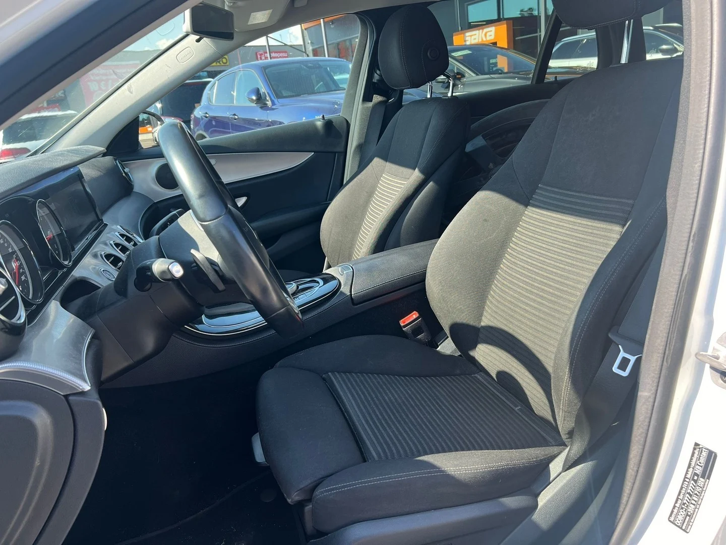 Car Image - 3TXM3YV4USddEhRAWKWVom
