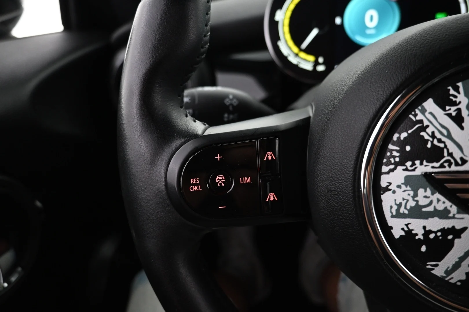 Car Image - QUfjnXCAiN4BJPRDi0fZ9