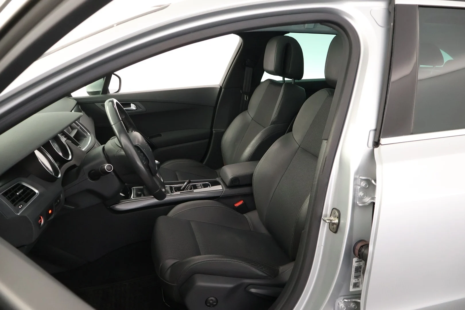 Car Image - 4a85f7zoTQmue0BXsFAYND