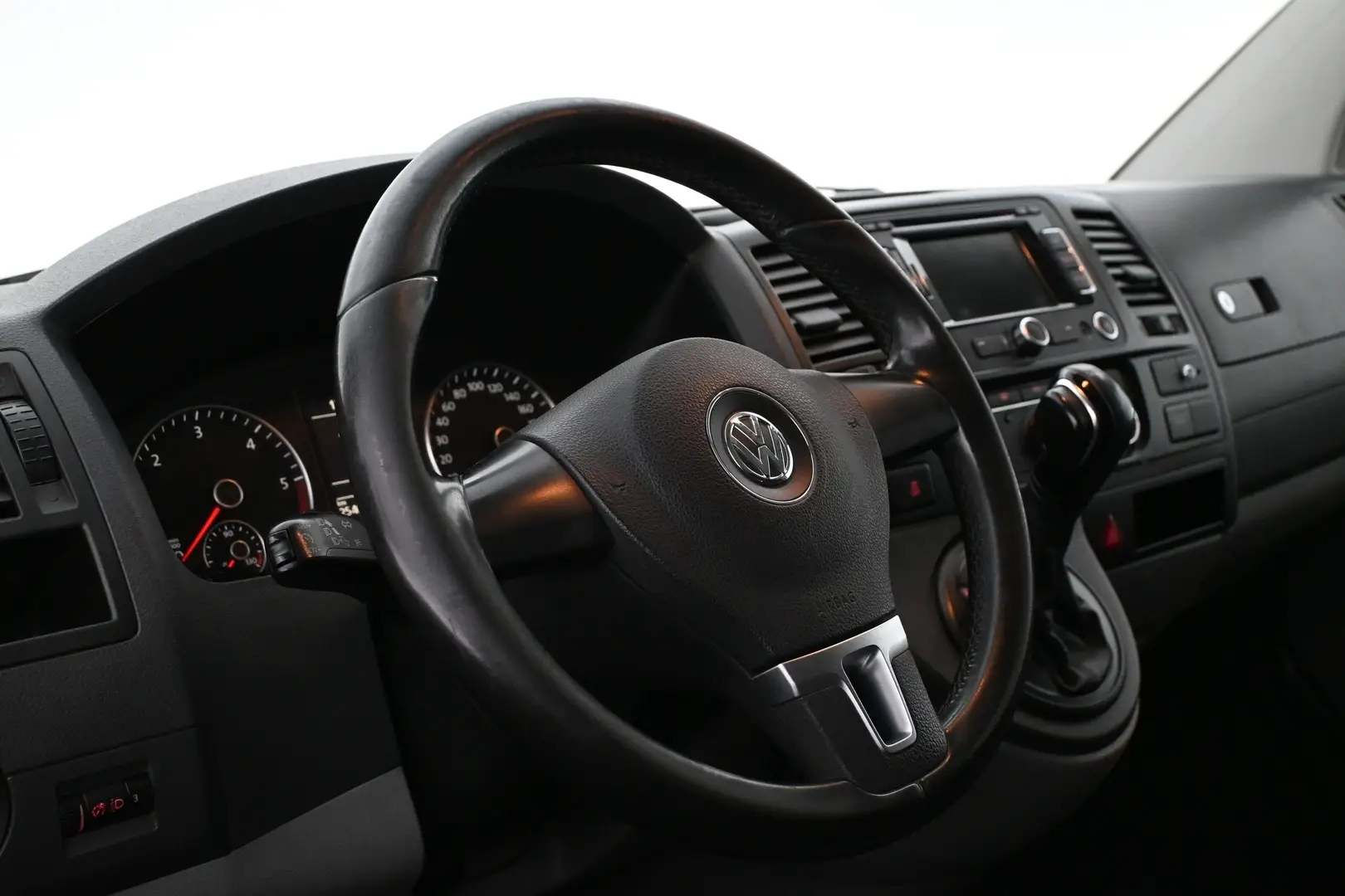 Car Image - 2xtvRw9IgmpbBlDGveDVxz
