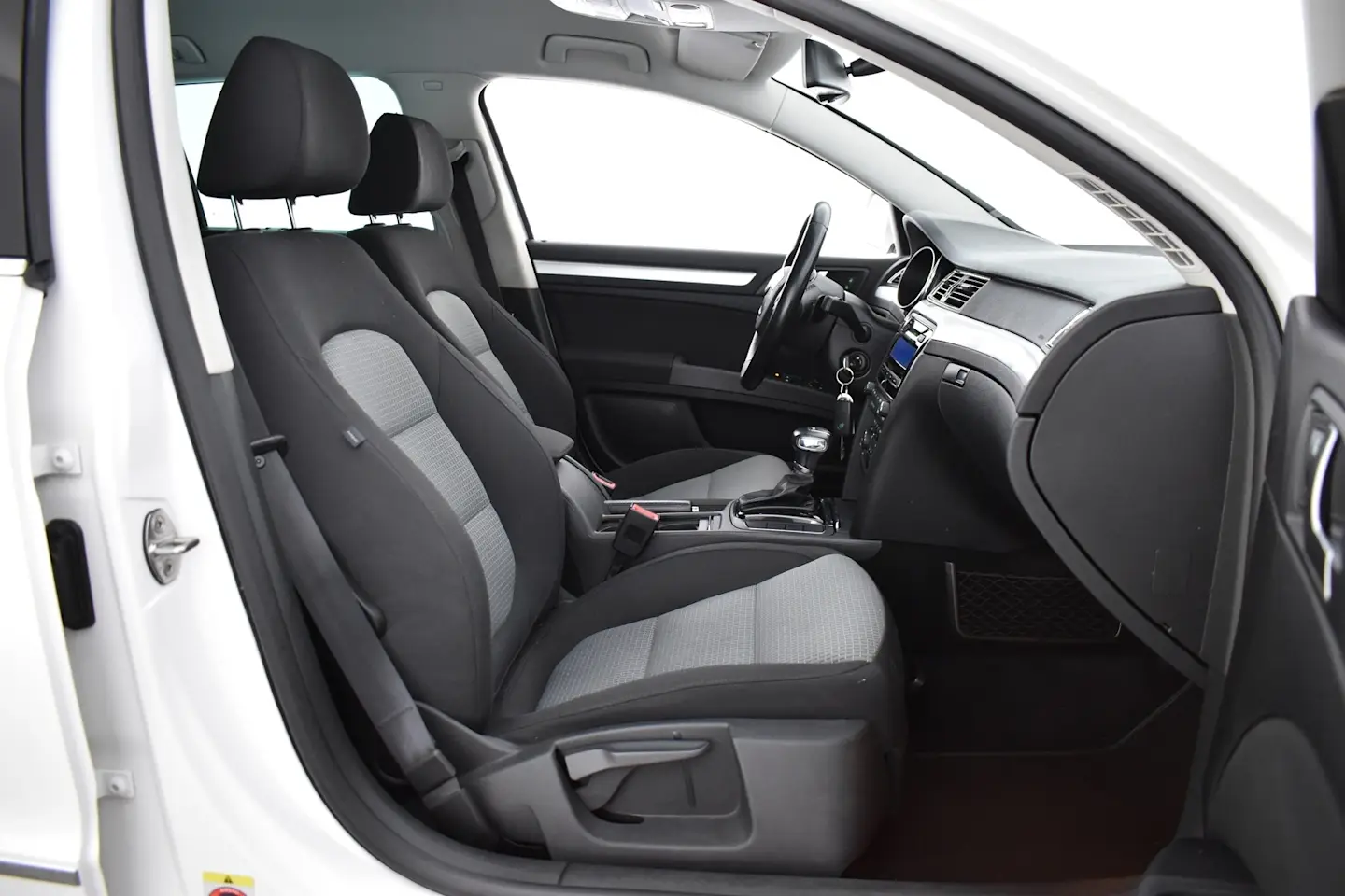 Car Image - 5K4bHtTqyn7SOwALEdpaQZ