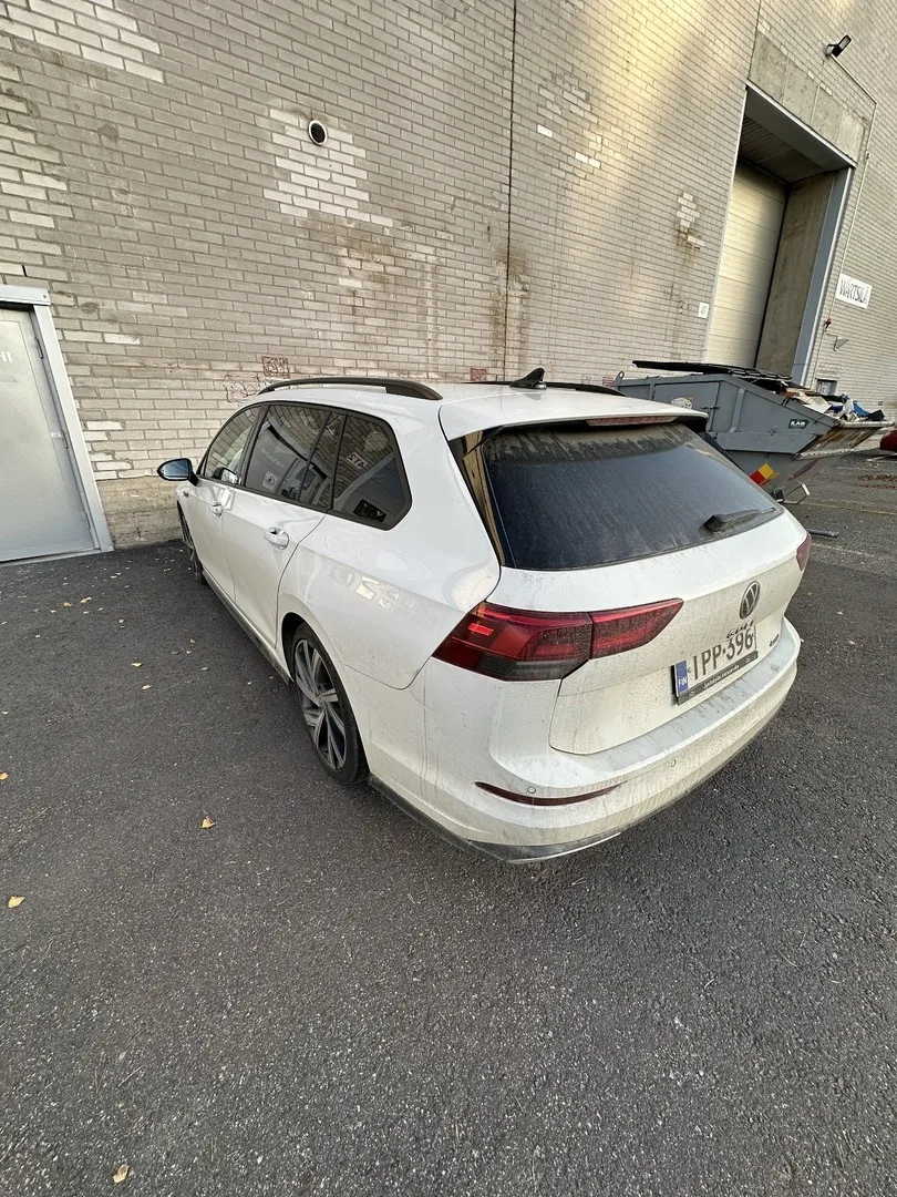 Car Image - 4LlNDNqzbAFkJriyrWnvTf
