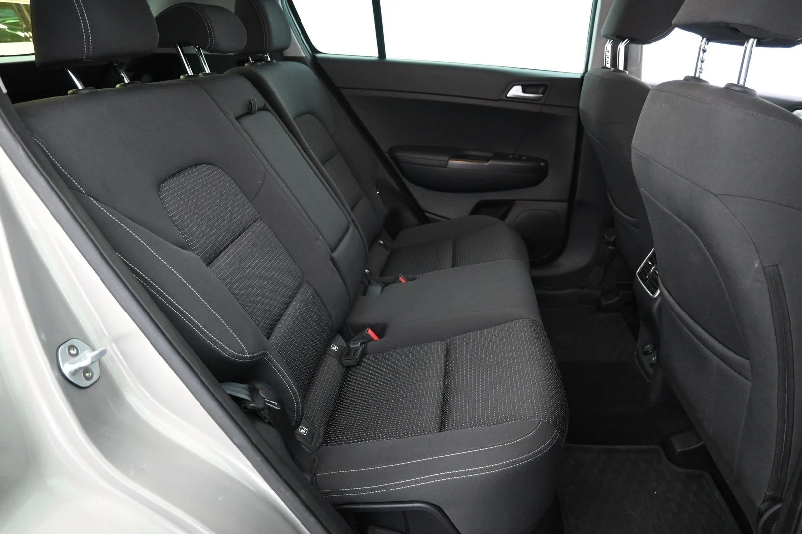 Car Image - 1p3D6pwtUy68Om8jD329hE