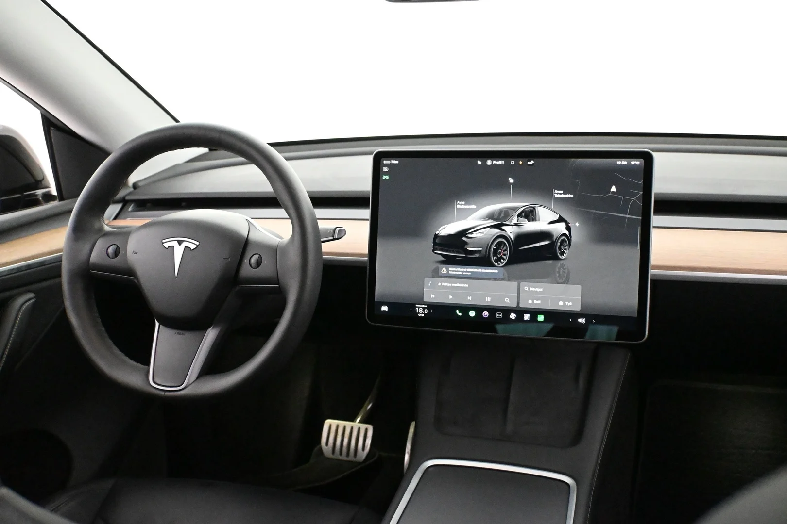 Car Image - YeU7dgEpor418BgxNPAI9