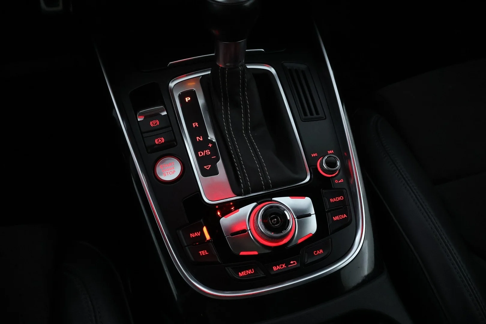 Car Image - 5FFwLYljLuaS9qavQNVr0O