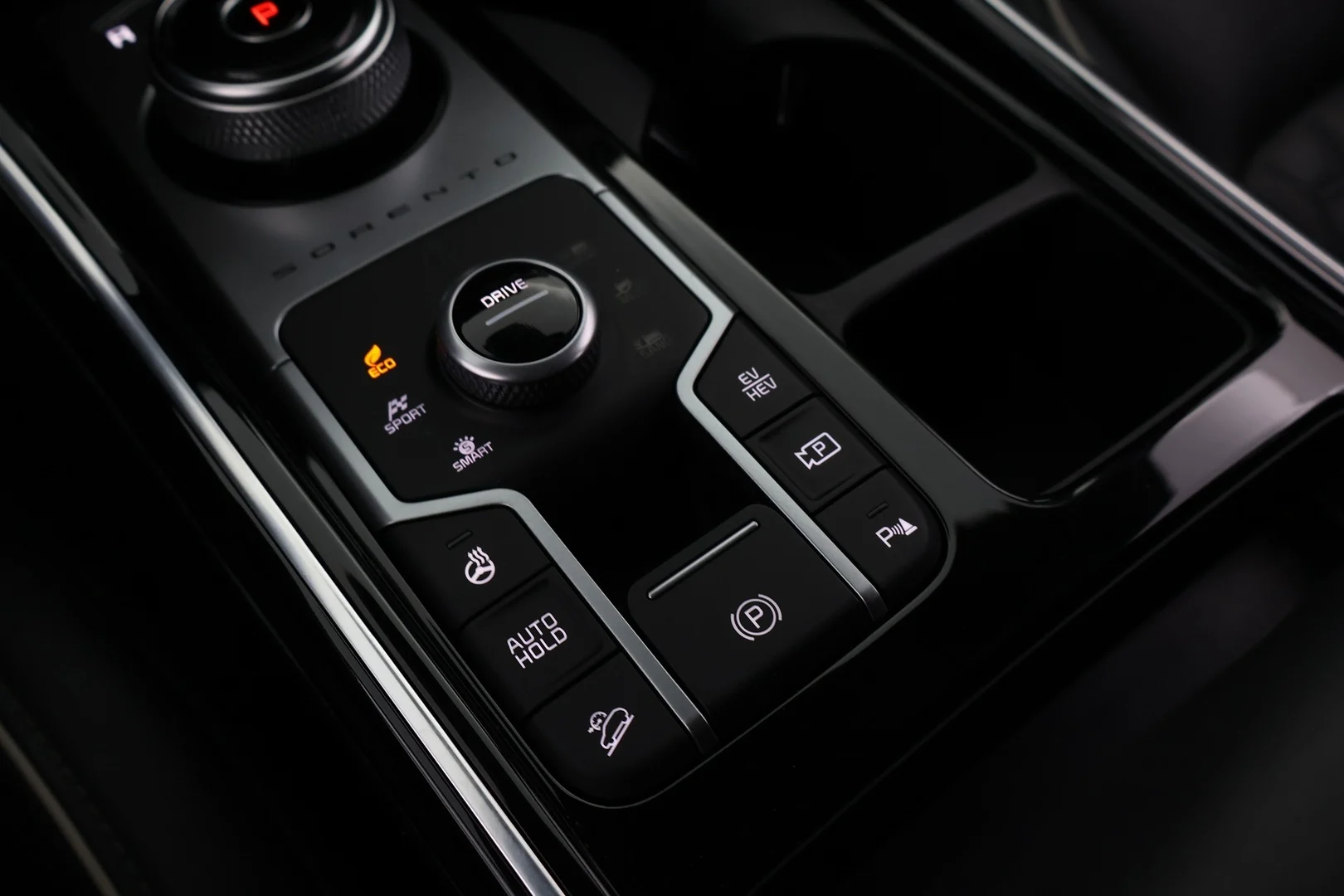 Car Image - 1A9ylQQb1DFi6UddE2rNRq