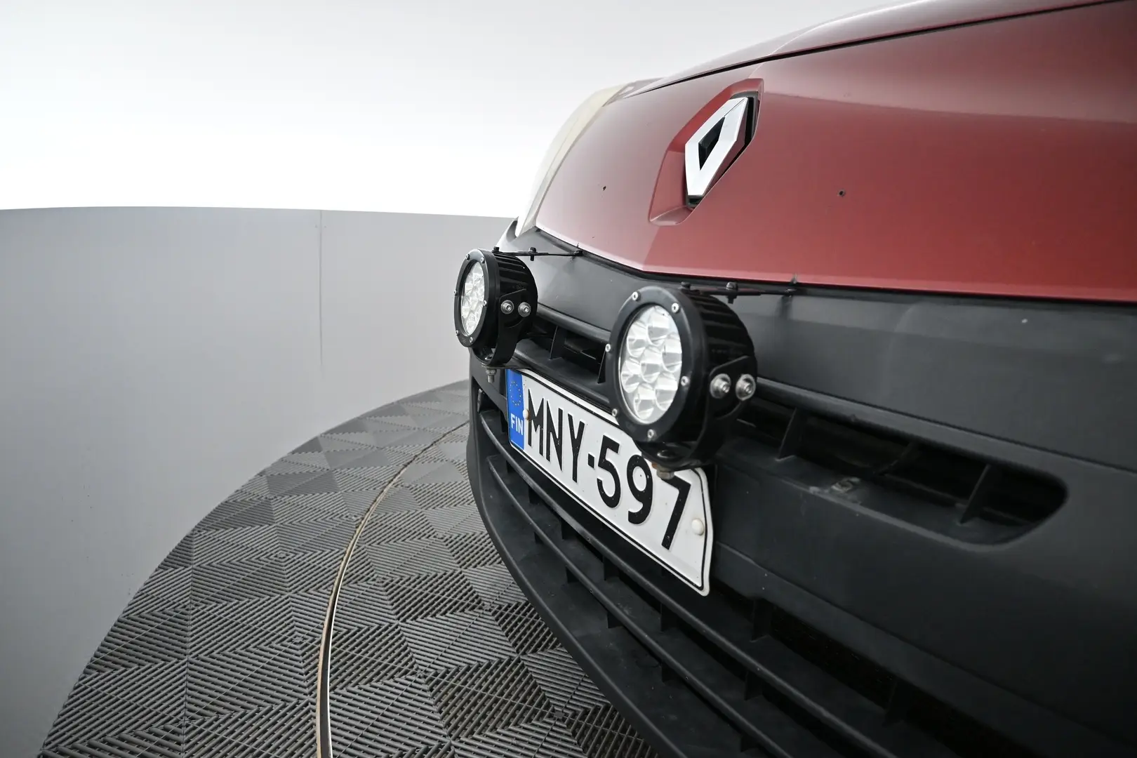 Car Image - 3OrQAl29iFTMwVucD25vAH