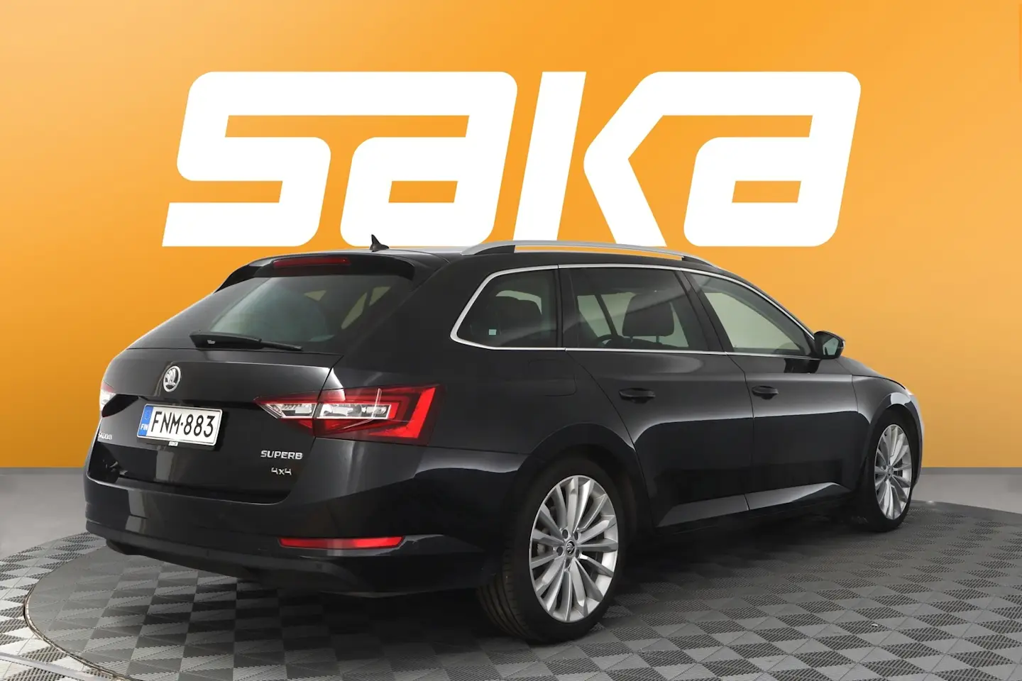 Car Image - 3rhj9ttfv7XUEbrP2QINiC