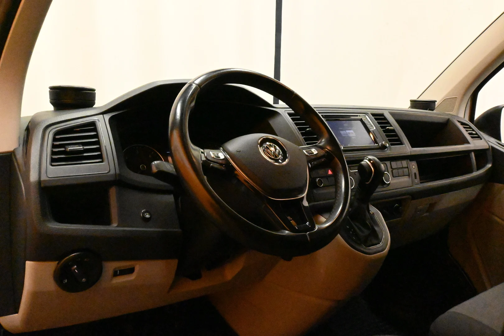 Car Image - 5RCDDEnoDvAeNKy2eBZ3B2