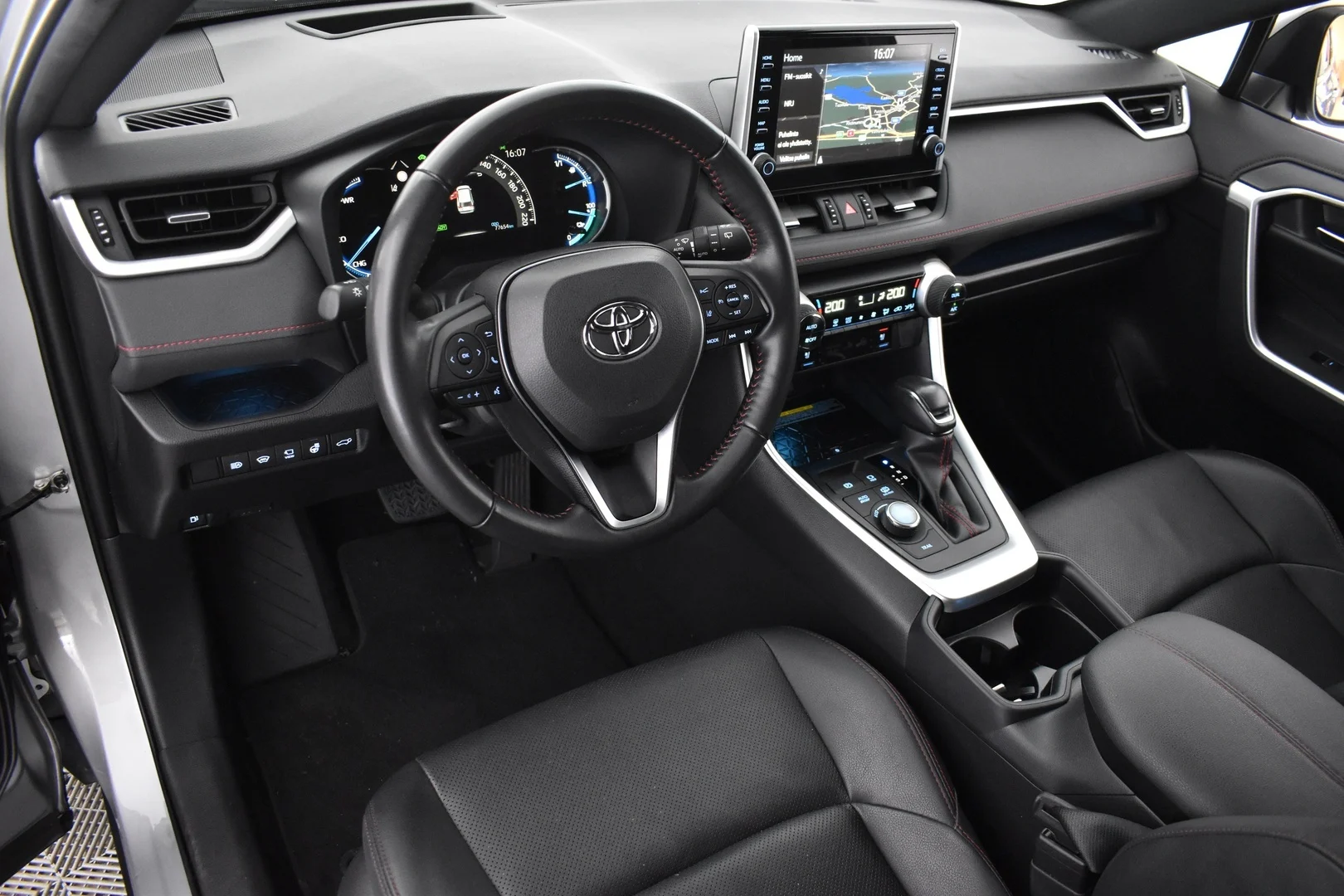 Car Image - AdE27rV5eWRhyI2Buih5t