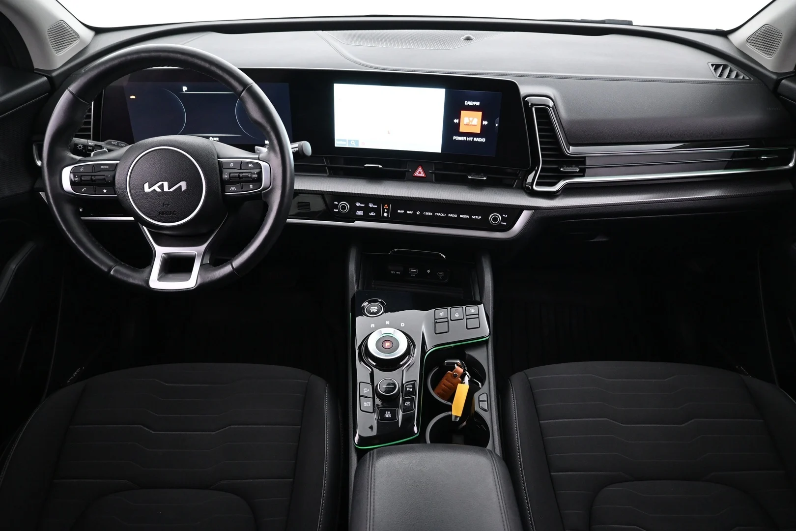 Car Image - 7e2NYlwGKkPMkpFIGonr0d