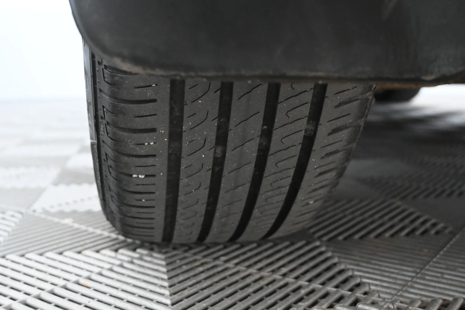 Car Image - n1fF1Q7eegPF6NBWN2uaK