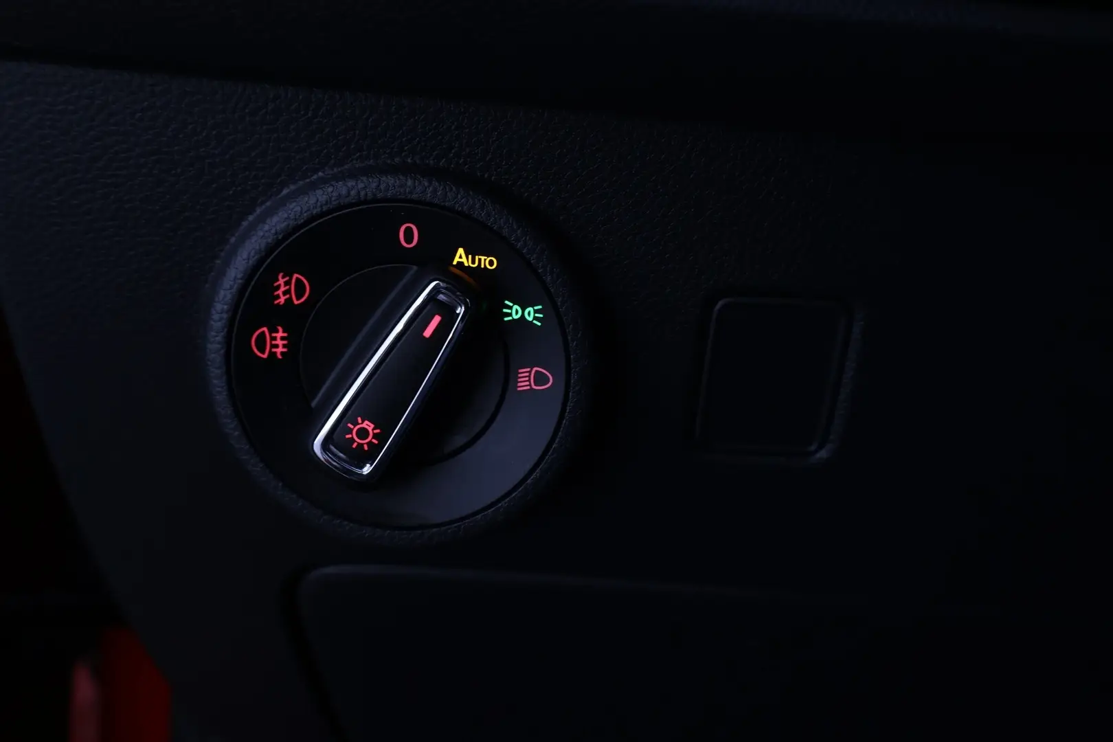 Car Image - 7hlcHVD0kRbTAZKS5x6Gj7