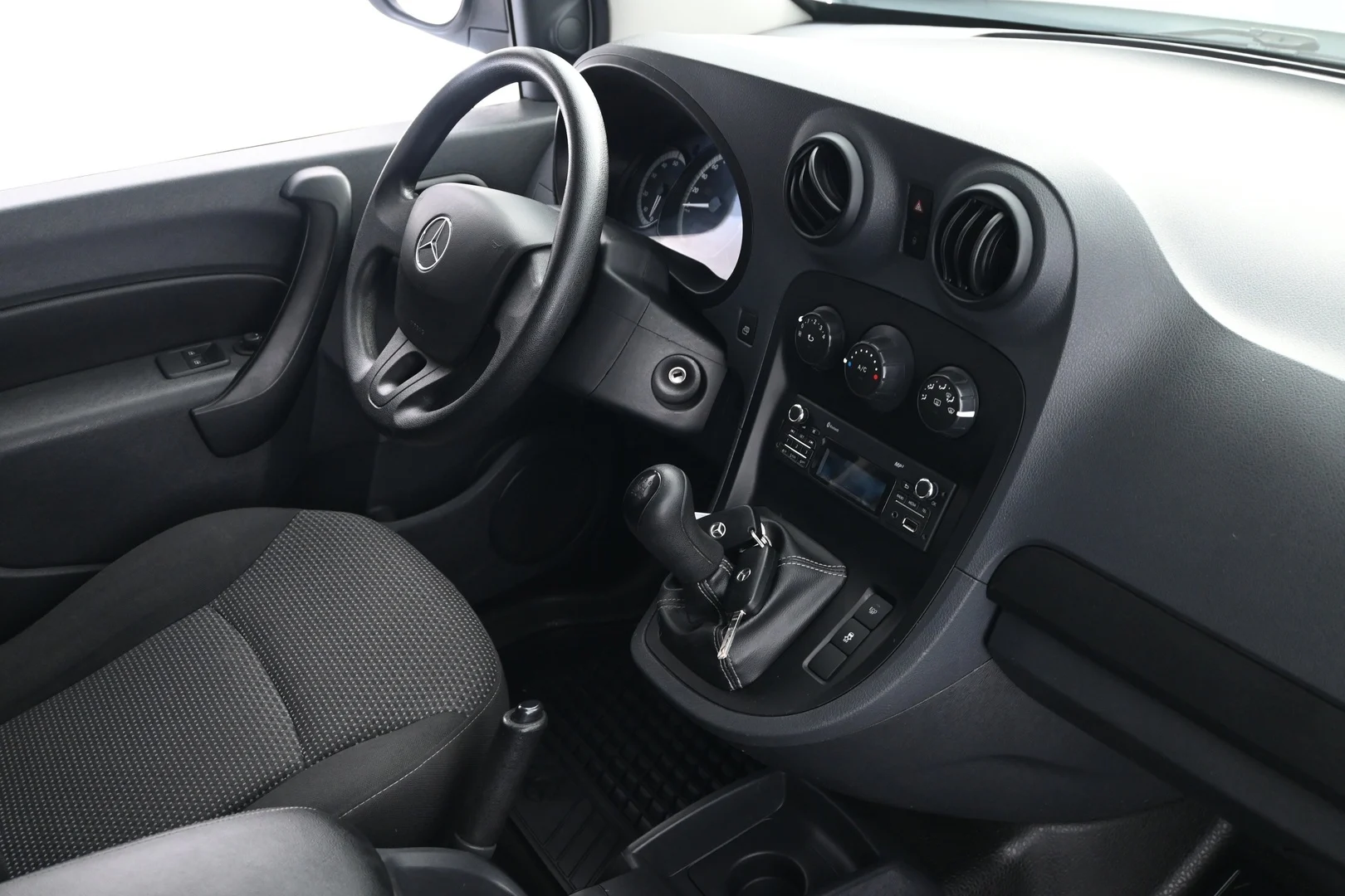Car Image - 5fpGojXFk7luyZvYnDz6Ke