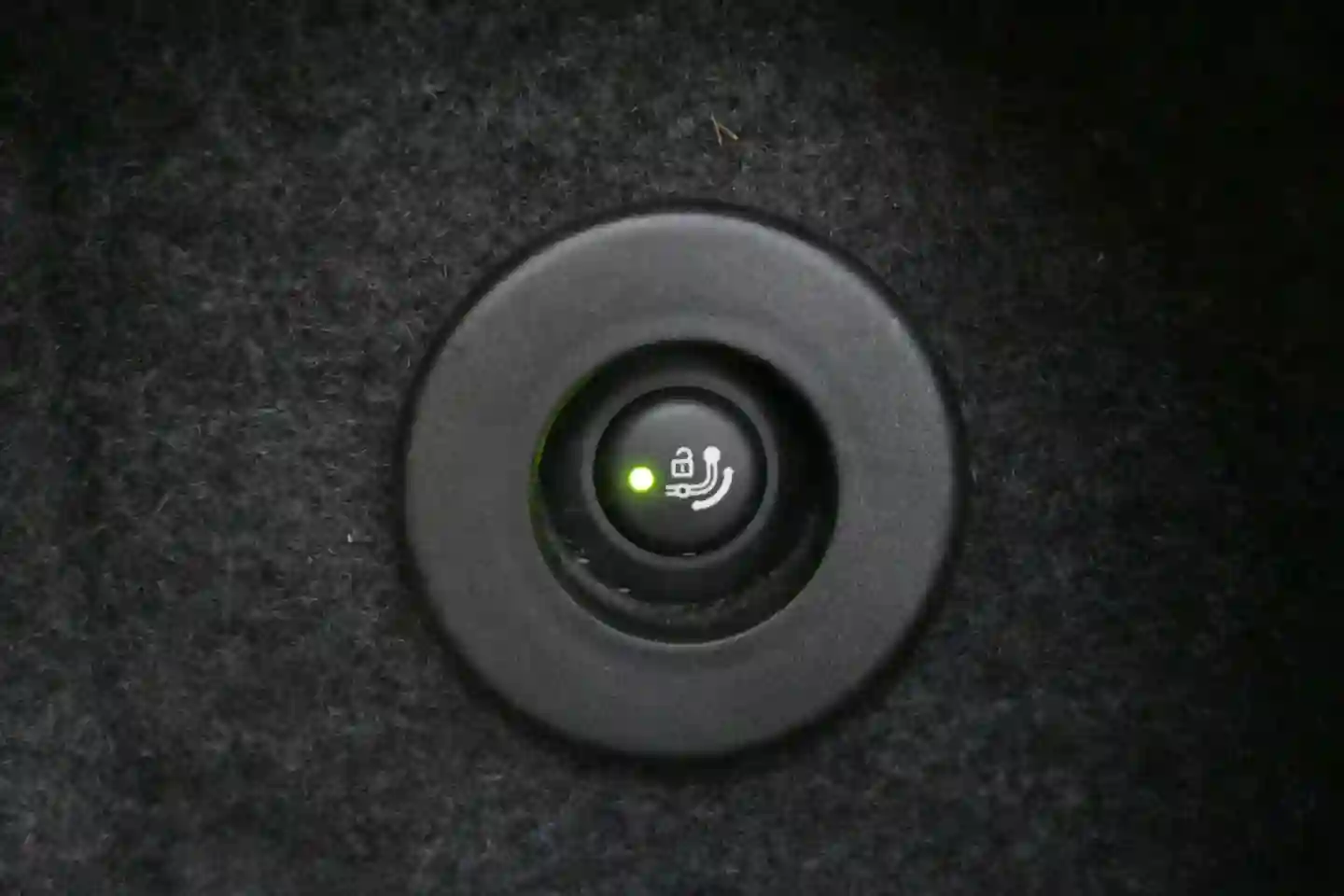 Car Image - 26Mlg1N8qDzmq2AMEK6ig8