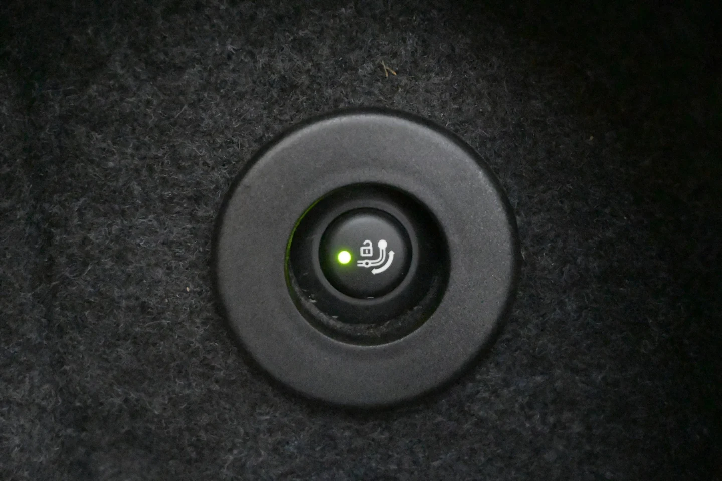 Car Image - 26Mlg1N8qDzmq2AMEK6ig8