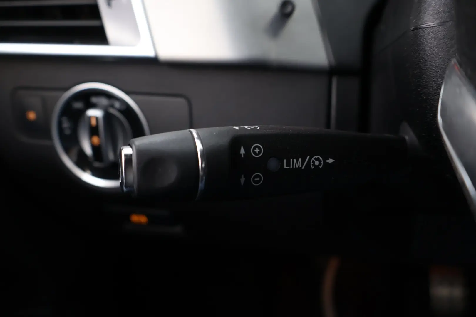 Car Image - MVyB7v0Eo1prirdmDHFDC