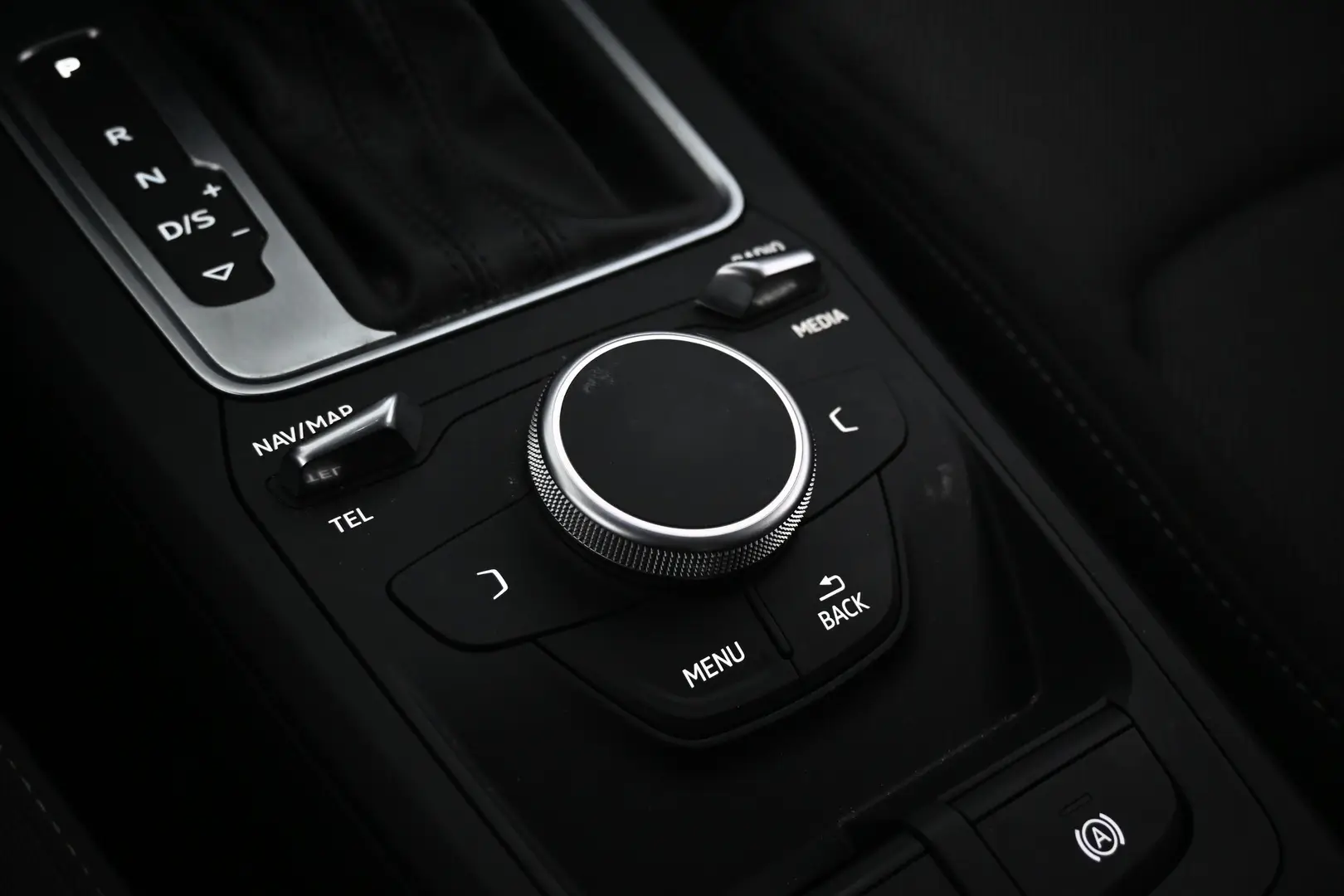 Car Image - 51eGgDoCKMU6rs3G8QoqMn