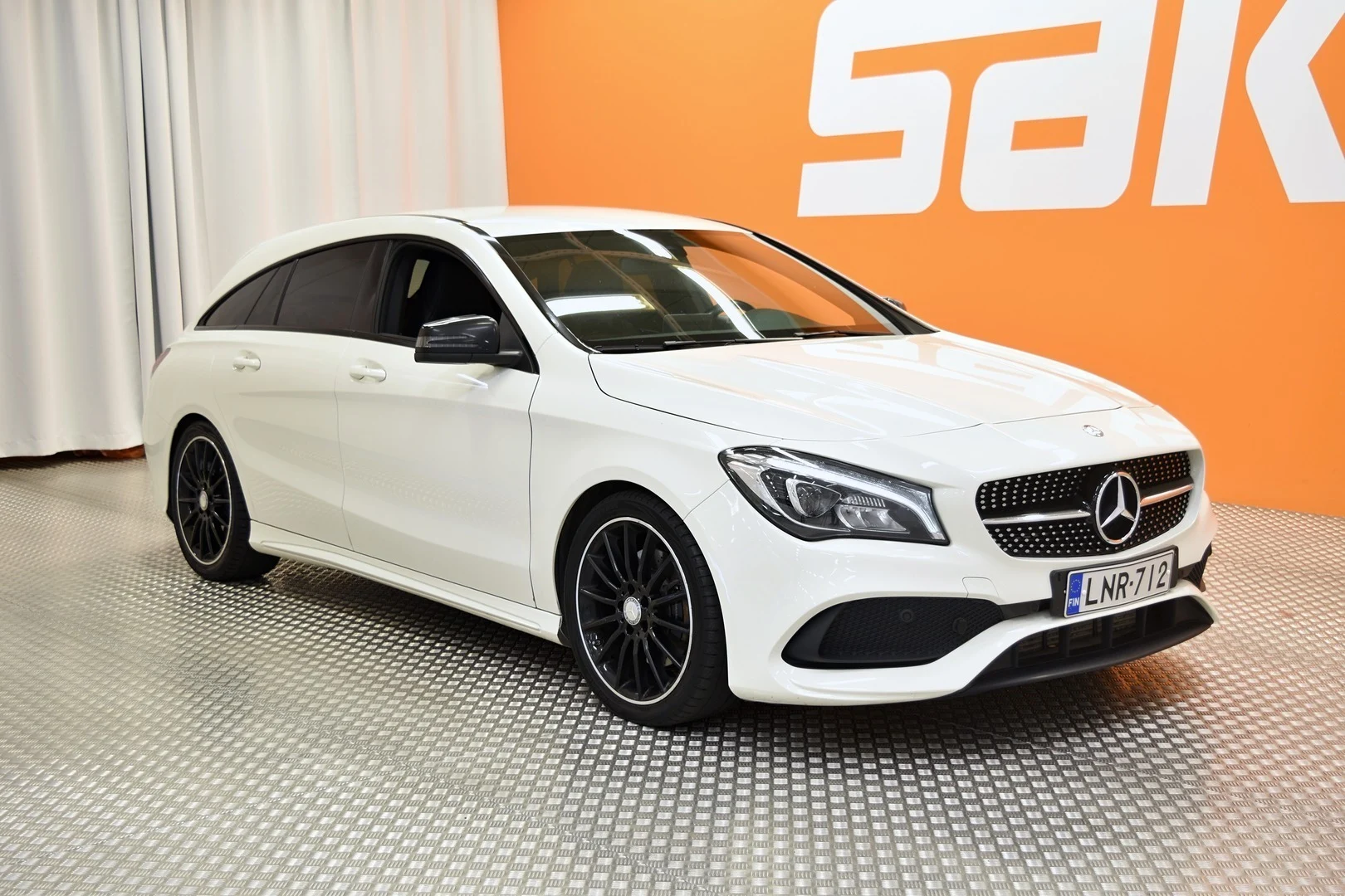 Car Image - 5xeVc0hE3MOsDogtoi97Eq