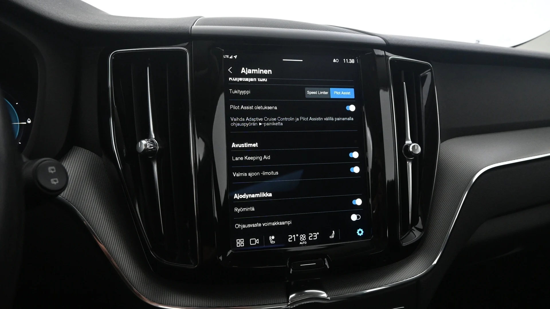 Car Image - 6KVBzRowhJaeoKgHNZkd5C