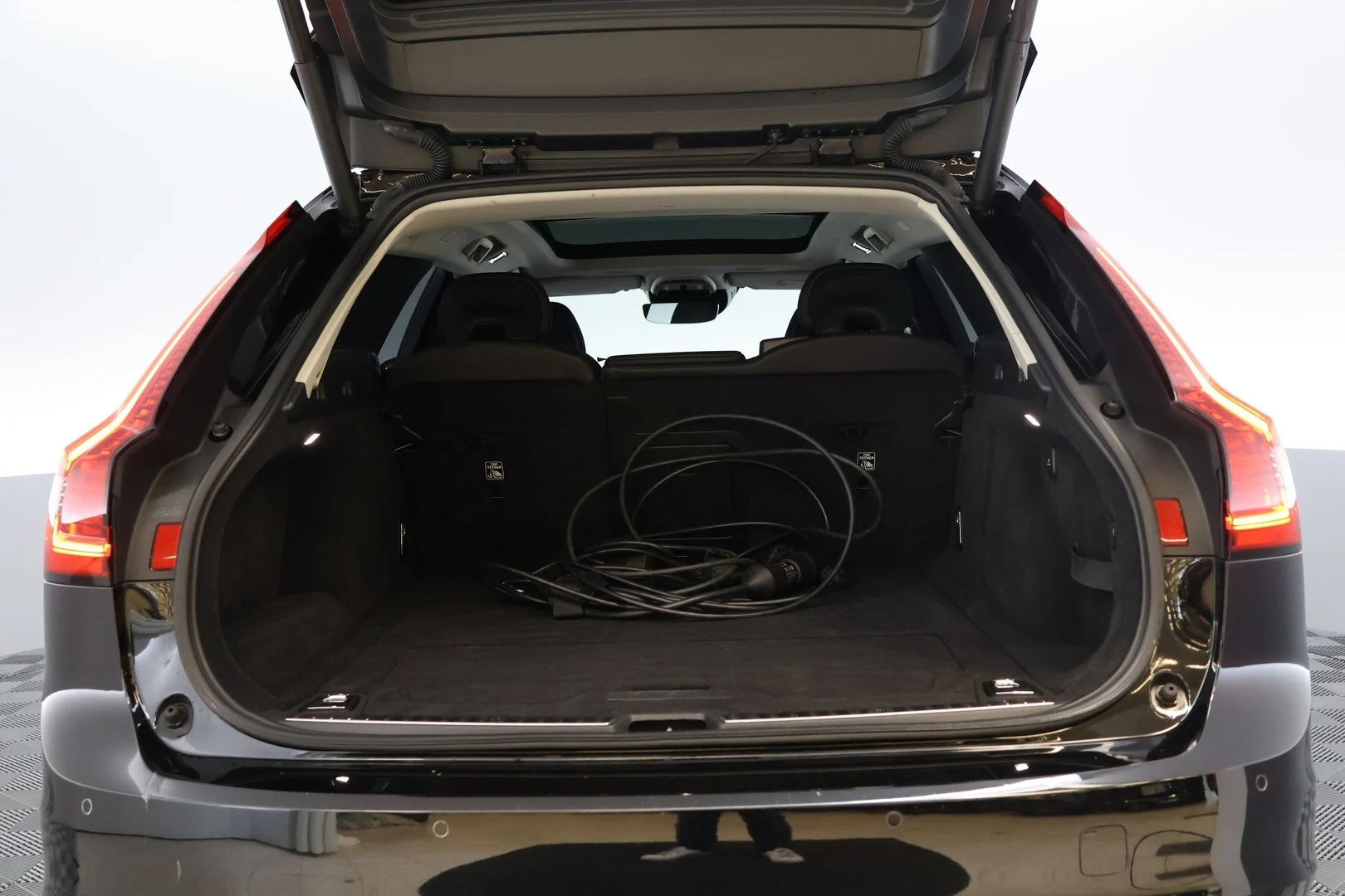 Car Image - 3dtsjeKKJMKG4JkVnYXnR3