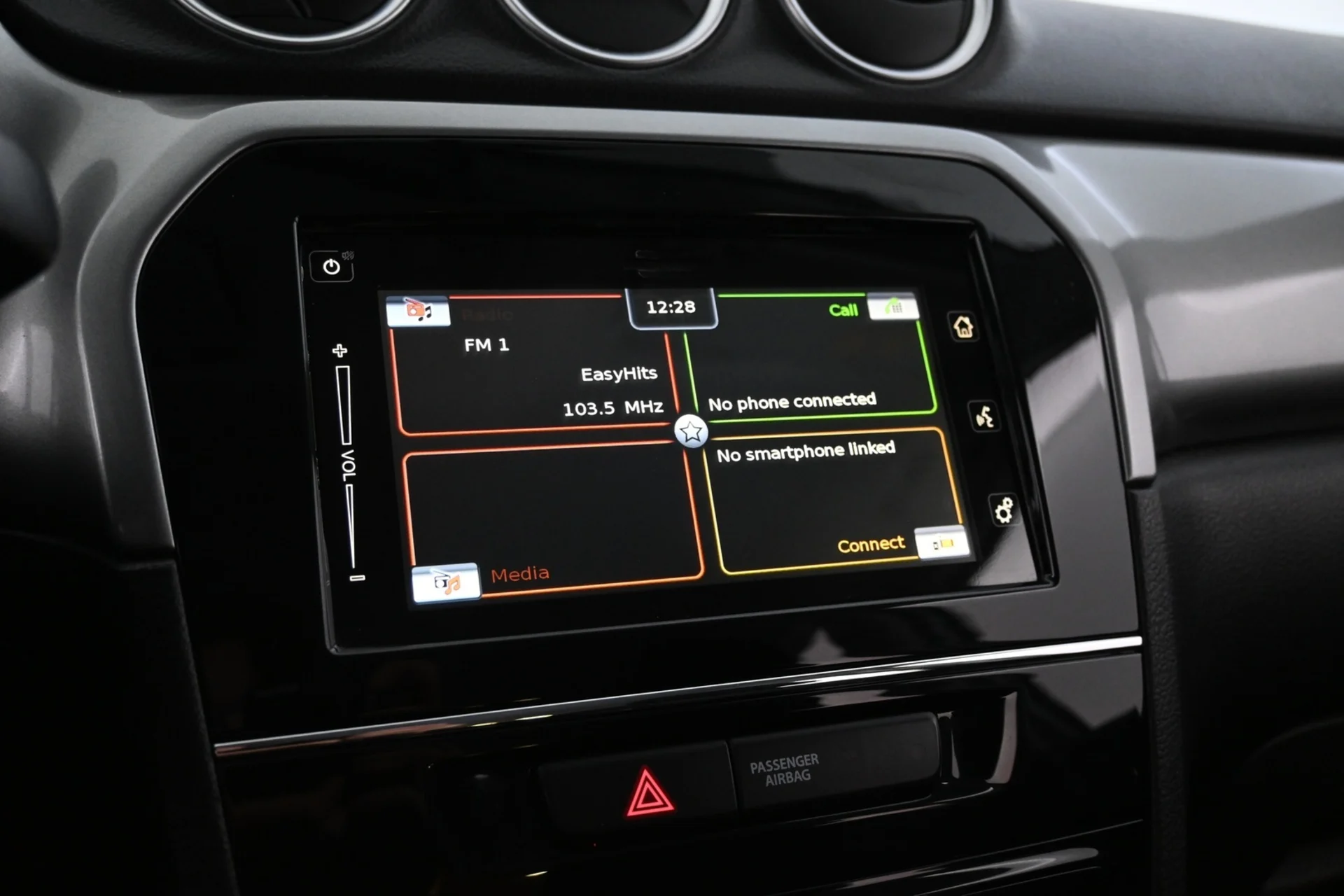 Car Image - 4hCIHn10QL4qHkmxWSG5xK