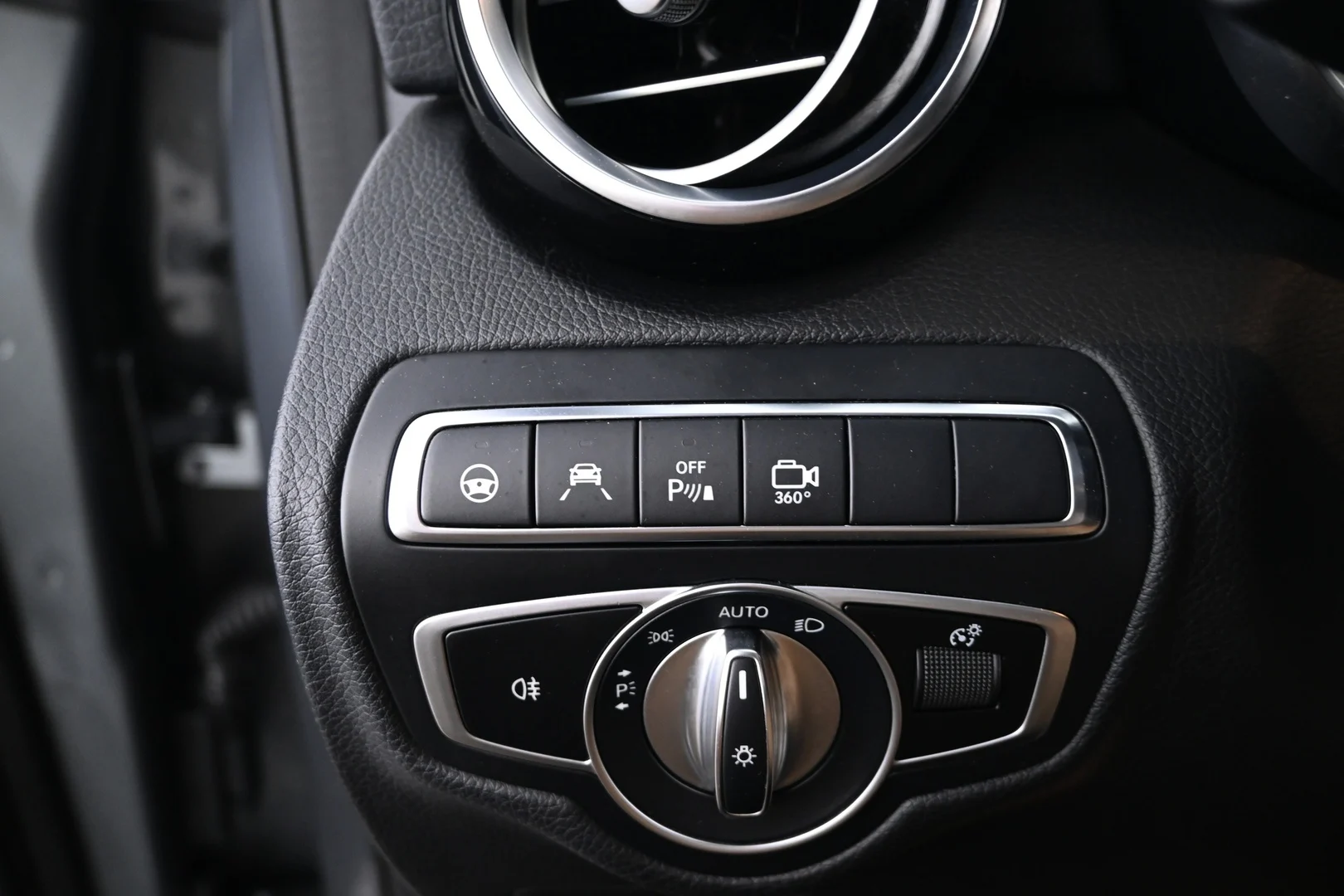 Car Image - 4RHvGbQbv1eImPt51pWnVU