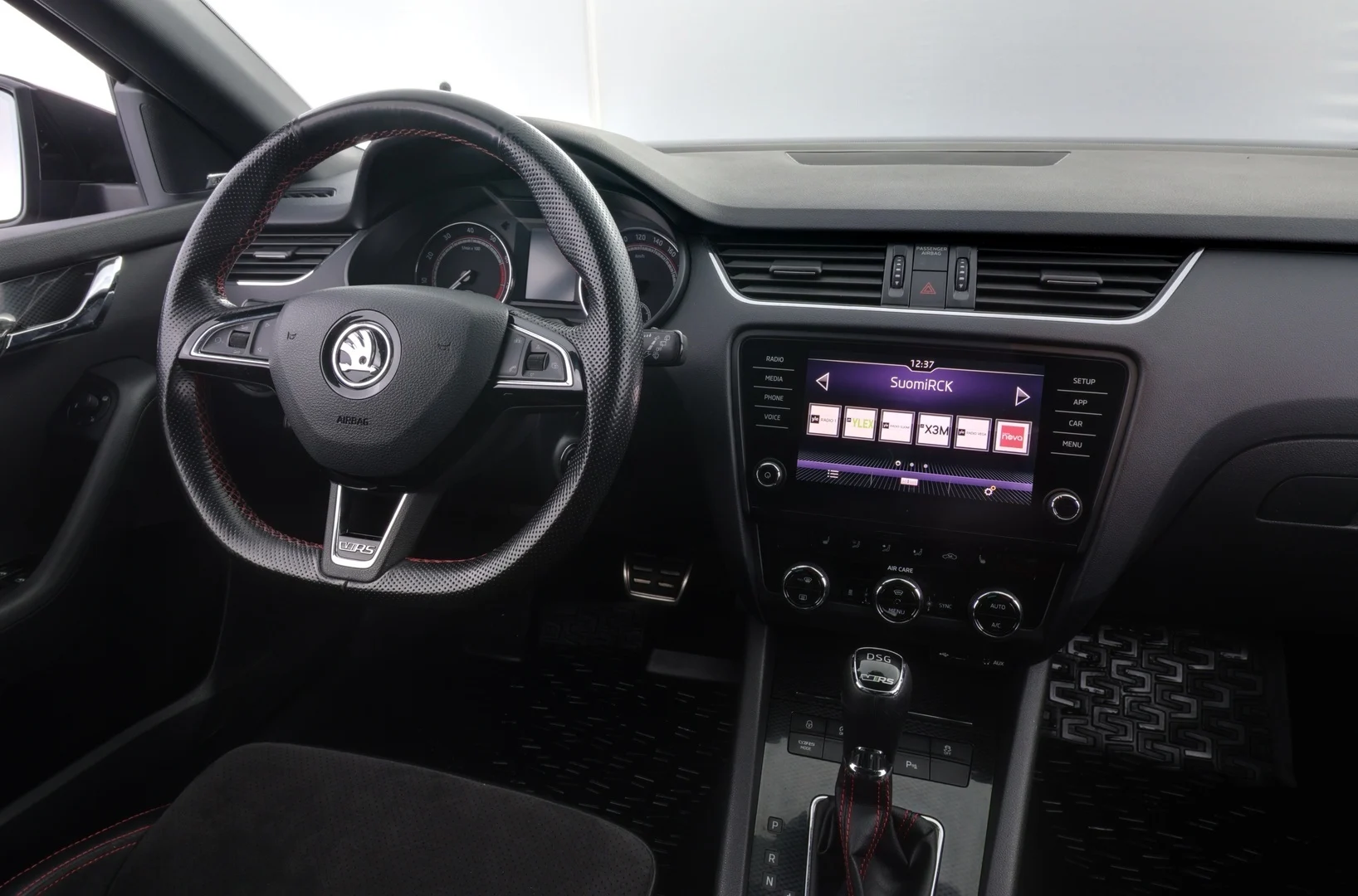 Car Image - wbpmUZoNNTCCfdasN7FB1