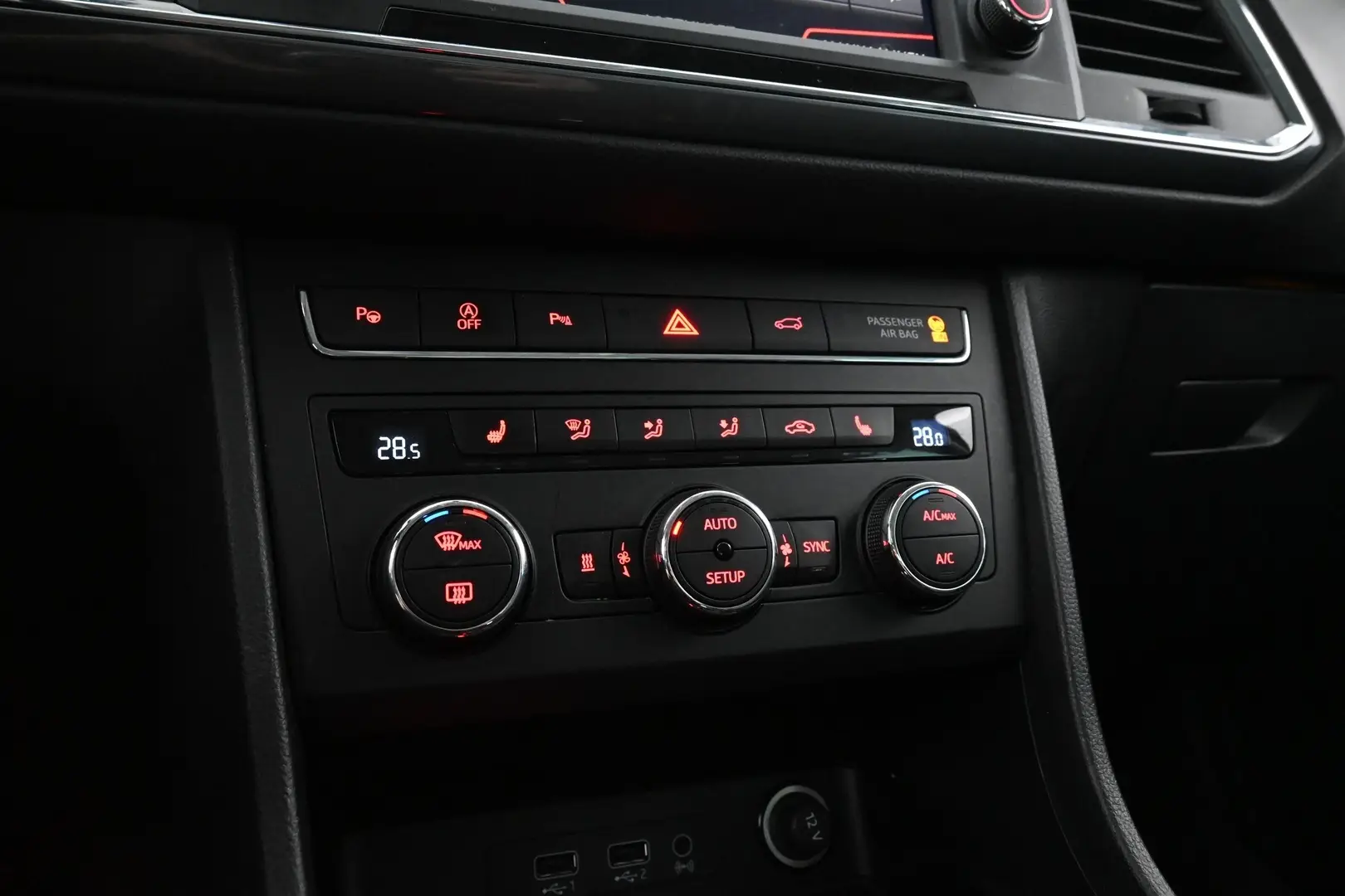 Car Image - 39ngd8bsj3lVx5vwpIq6Gv