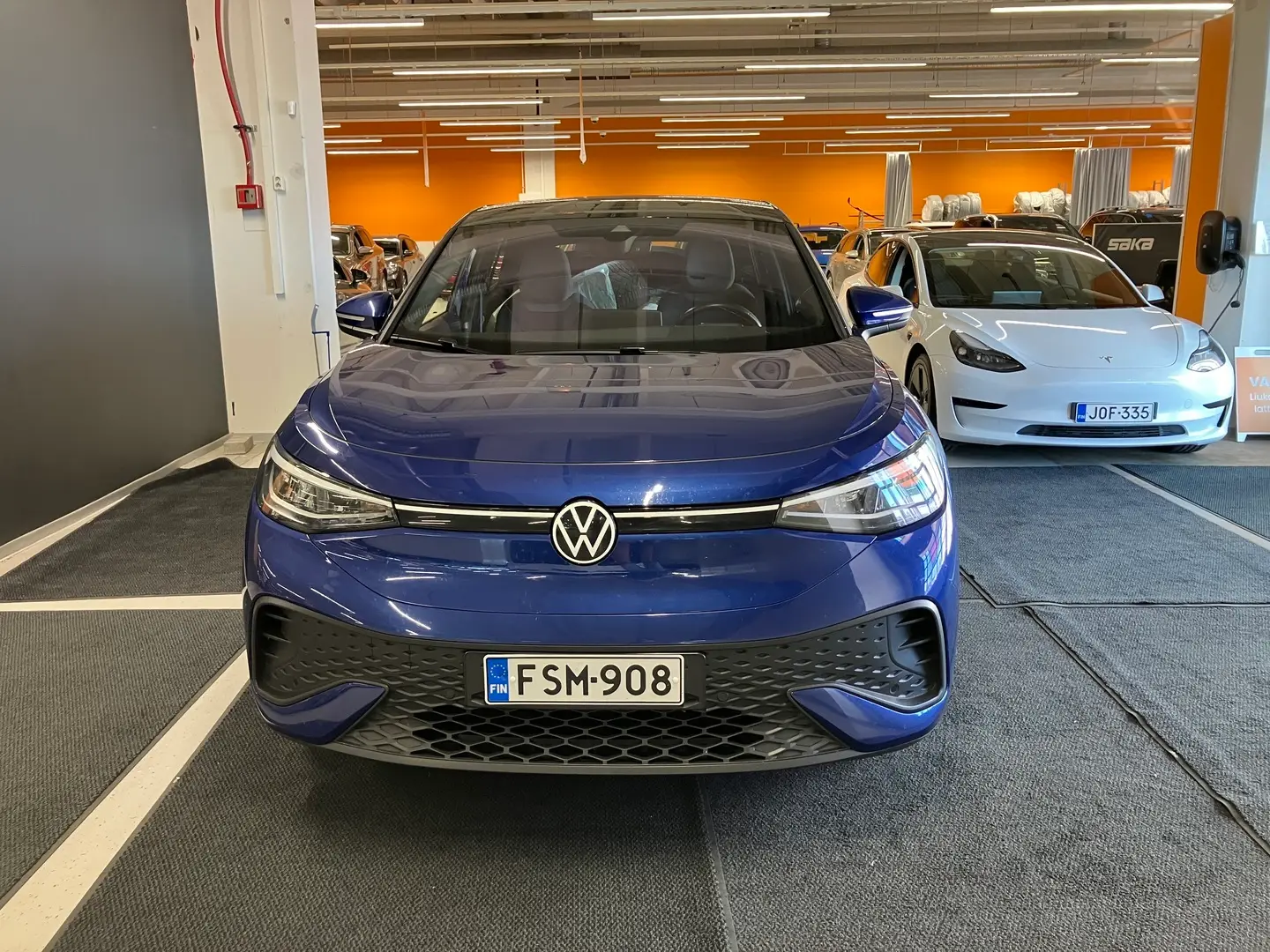 Car Image - 6w76x2zos2FLSTIoNMvY8G