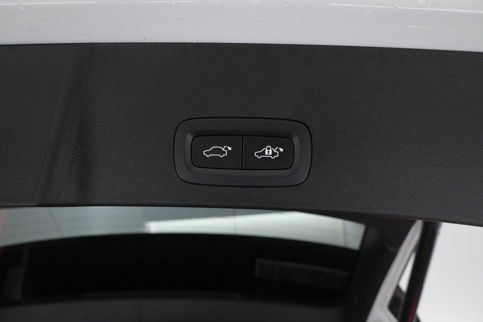Car Image - 6gEuTkhklMGFr6CV0WwyPG