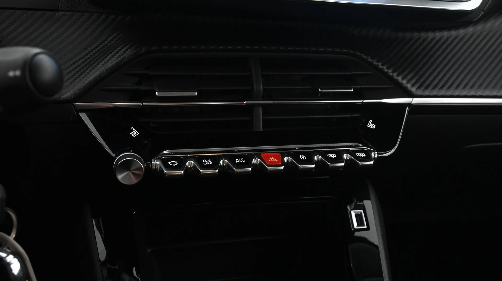 Car Image - 3lFfmDE5UJ1h9MwBCPe56v