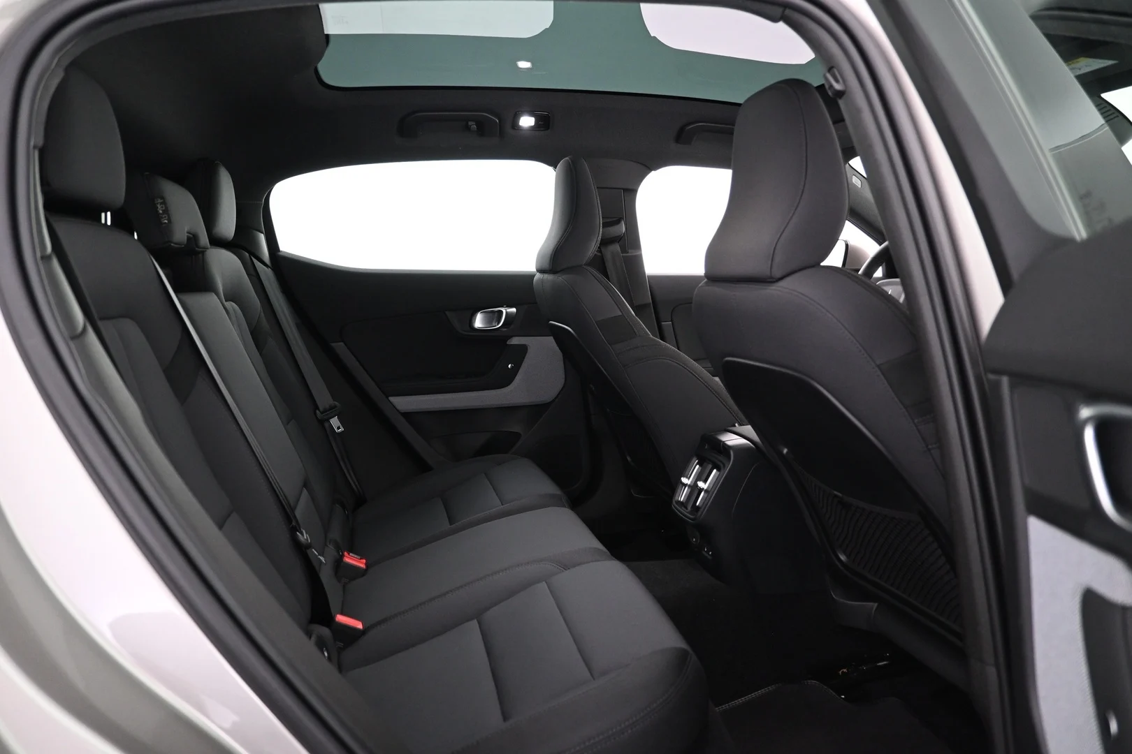 Car Image - 3628YkwVcqbjnxhCTwdZKl